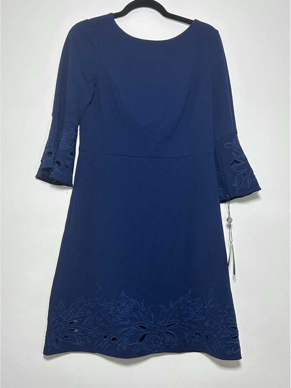 Adrianna Papell Knit Crepe Cutout Shift Dress in Navy Sateen Size 8
